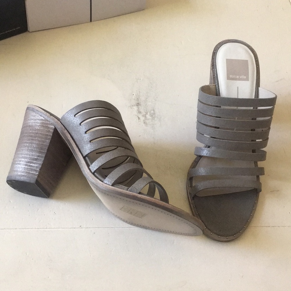 New in Box Dolce Vita Lorna Smoke Suede Heels